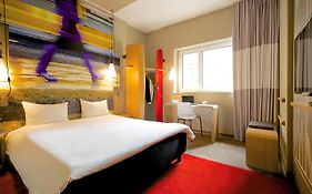 Hotel Ibis Milano Centro 3*